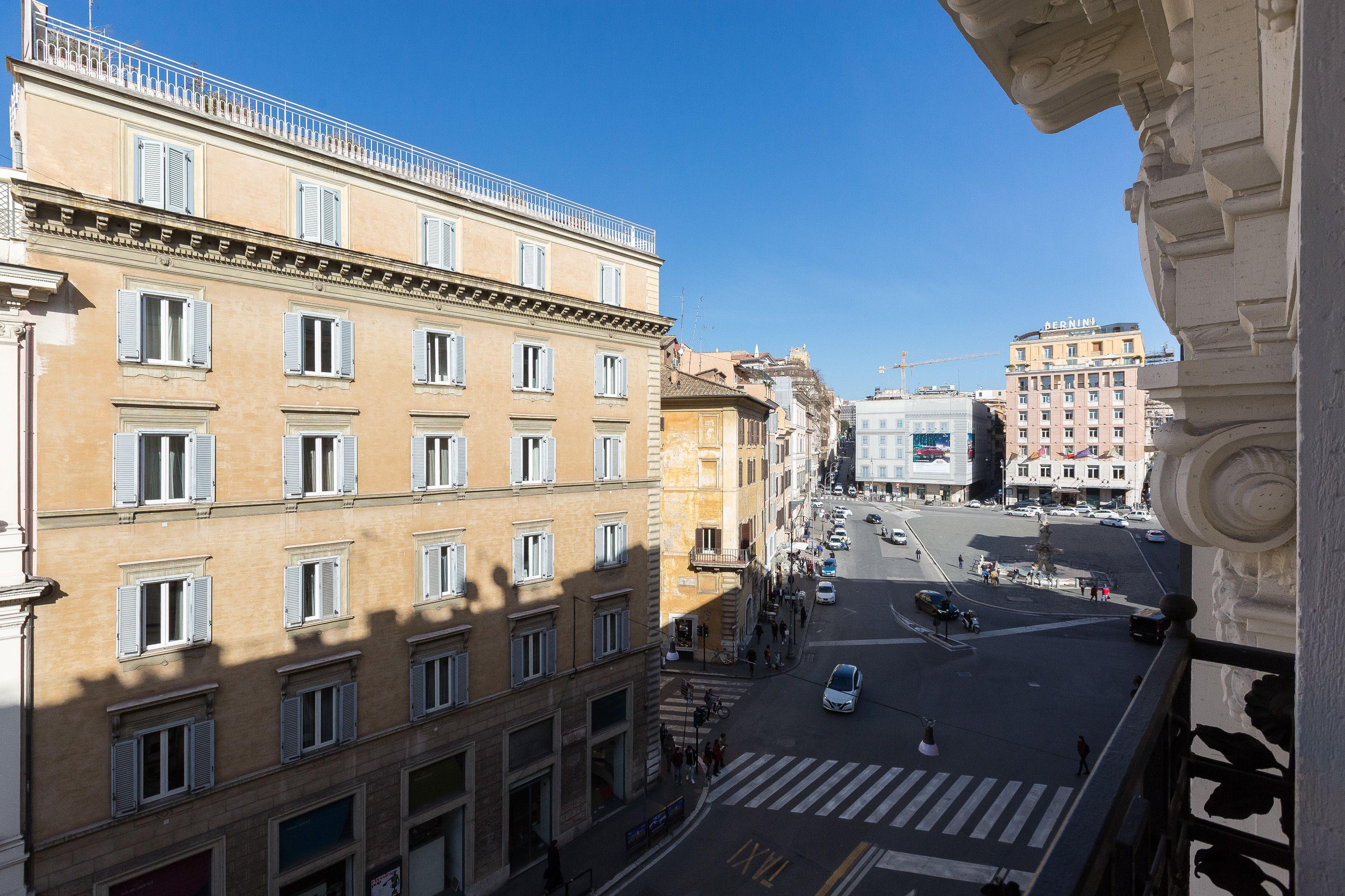 Tritone 125 Suite, Rome
